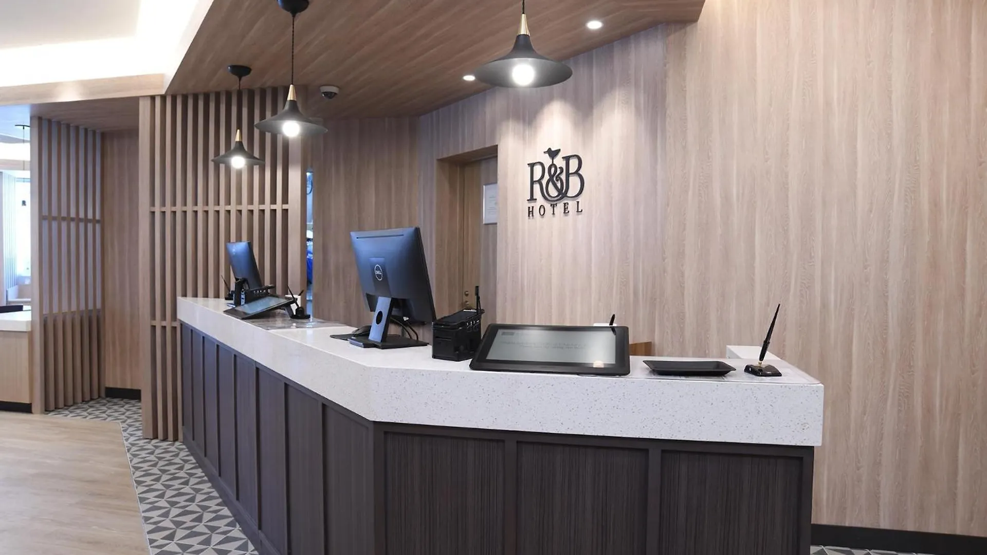 R&B Hotel Otsuka Eki Kitaguchi - Vacation Stay 14225V Tokyo Japan