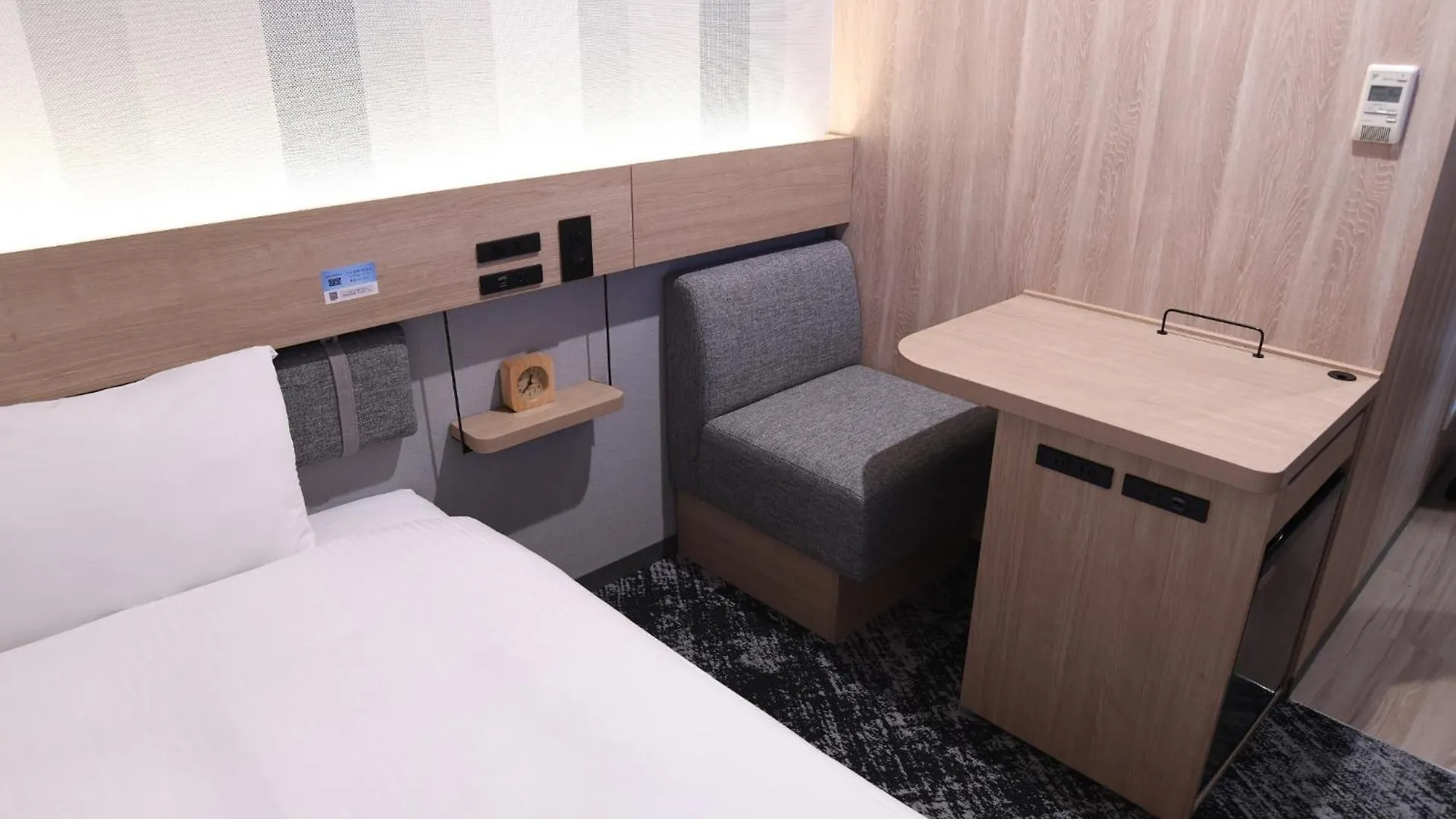 R&B Hotel Otsuka Eki Kitaguchi - Vacation Stay 14225V Tokyo